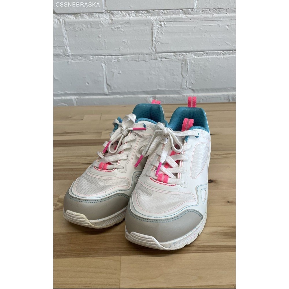 skechers White Women's los angeles‎ Casual Street Shoes - Size 8